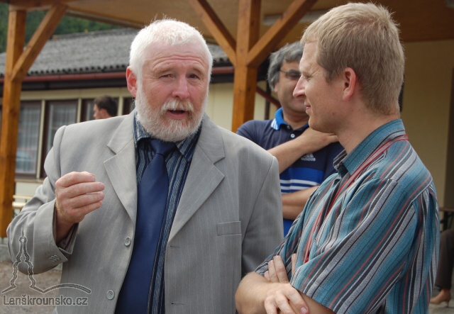 09-starosta dolni cermne pan vyhnalek.jpg